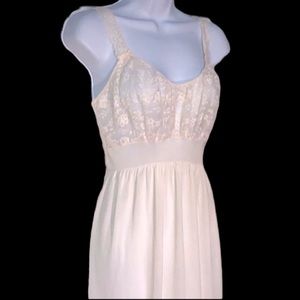 **5 for $50*VTG 60s VAN RAALTE DRESS SLIP or NIGHTY; LACE EMPIRE BODICE BLUSH 32